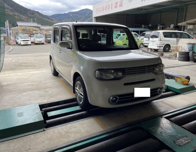 軽乗市場（かるのりいちば）車検センター　三好店 　日産　キューブ　車検　