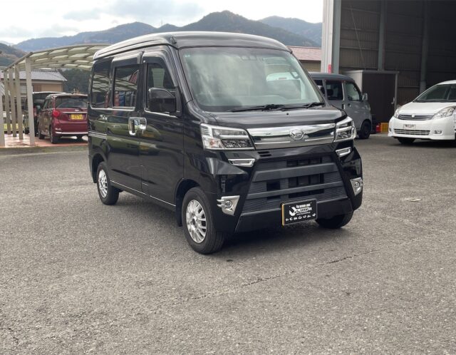 9/29　中古車　S331V　ダイハツ　ハイゼットカーゴ　　ご成約いただきました！！